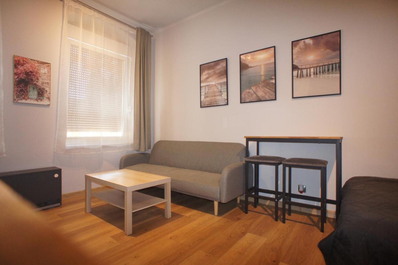 Apartament Przy Kazimierza Zielona Gora  Exterior photo